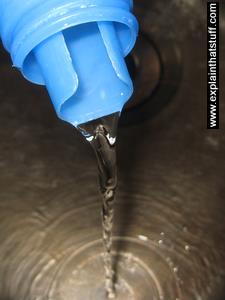 bagaimana tinta pena mengalir